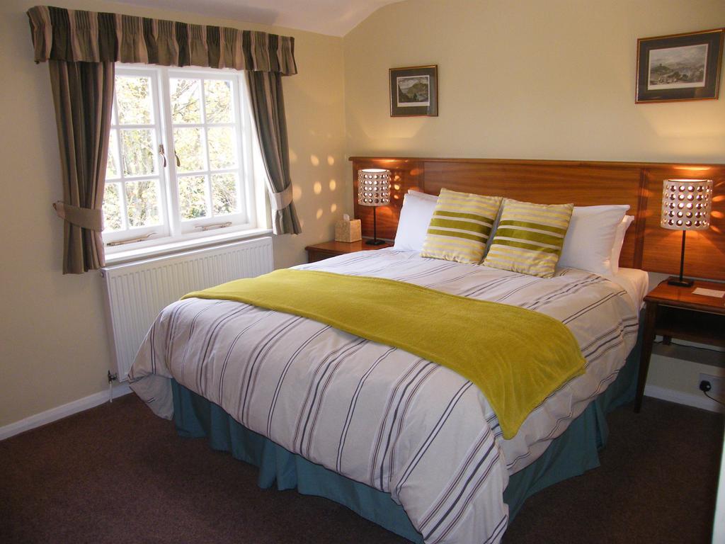 Tumbling Weir Hotel Ottery St Mary 객실 사진