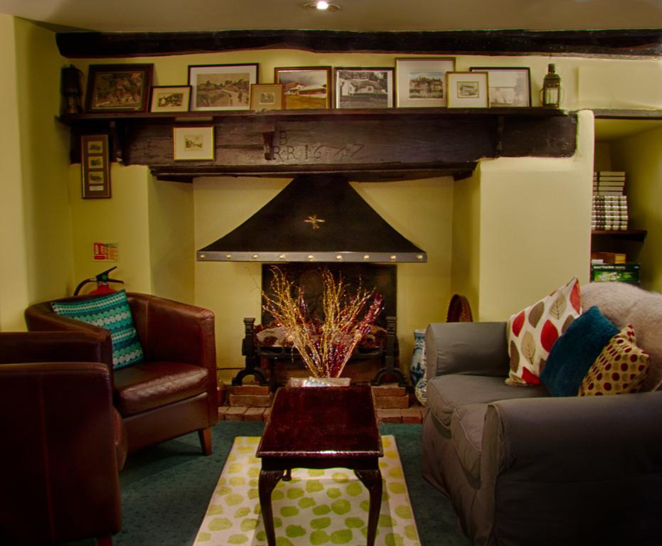 Tumbling Weir Hotel Ottery St Mary 외부 사진